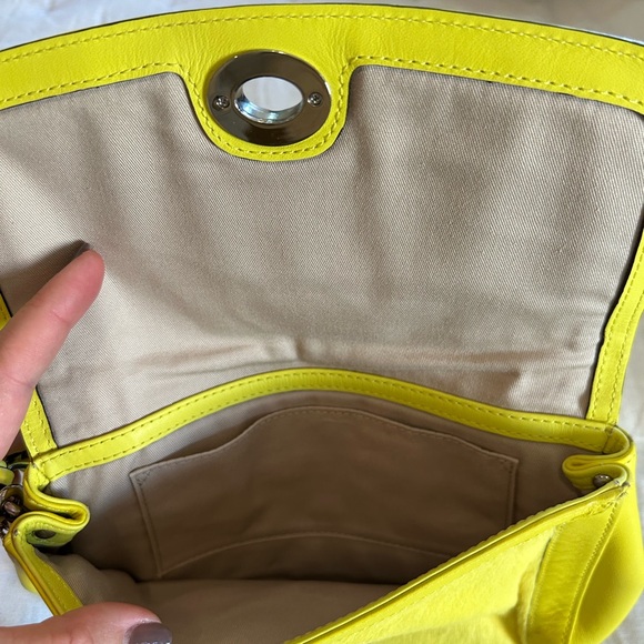 COACH - Picture 4 of 4